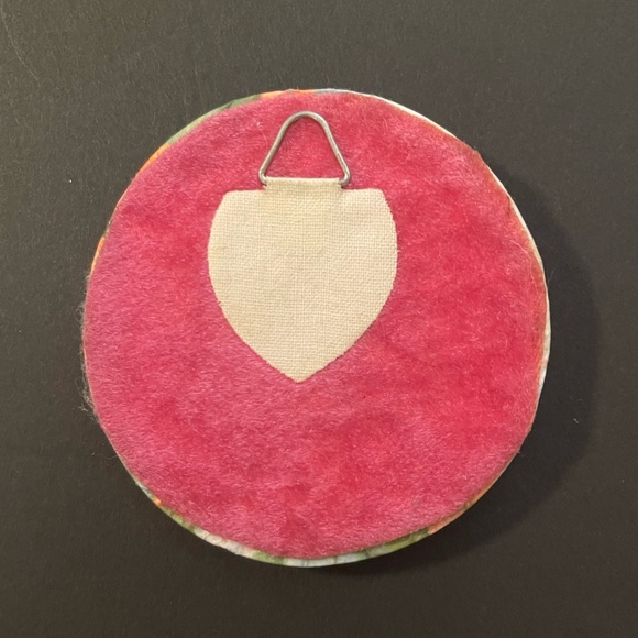 Small Bird Vintage Painted Ceramic Convex Art Work - Picture 3 of 6